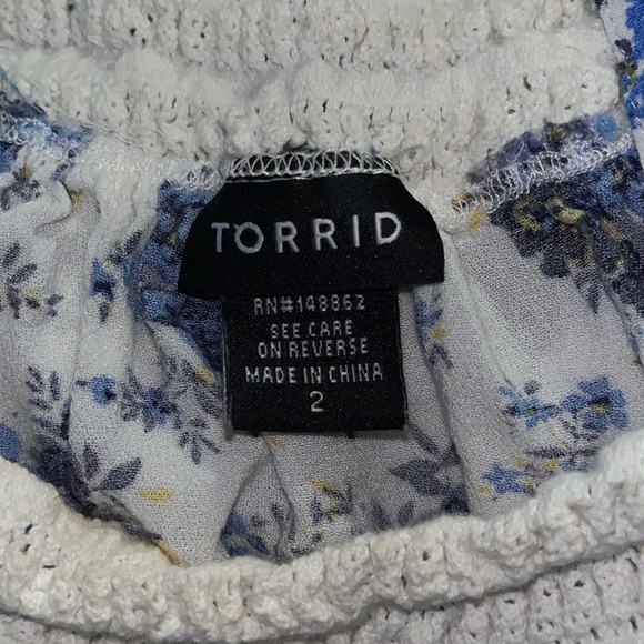 REDUCED! Resale Box, or not, 4 item Torrid & Lane Bryant (4 Pieces) - Plus Sized - Picture 6 of 13